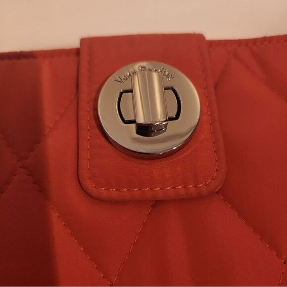 Vera Bradley RFID turn lock pink wallet like new - Picture 7 of 8